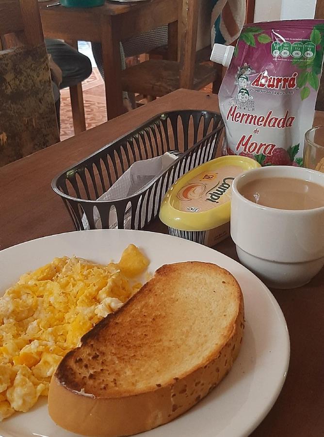 Cafe Racer Hostel คาร์ดิน ภายนอก รูปภาพ