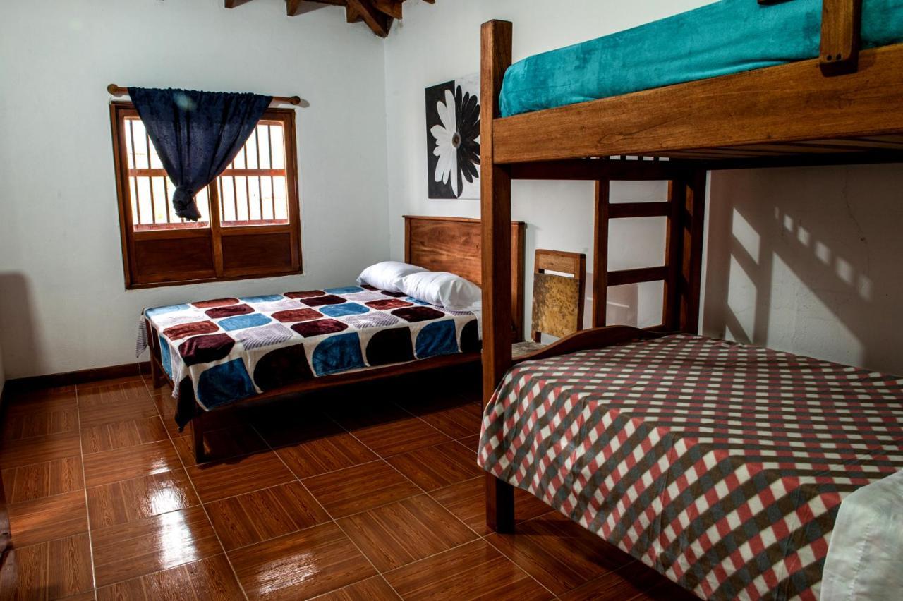Cafe Racer Hostel คาร์ดิน ภายนอก รูปภาพ