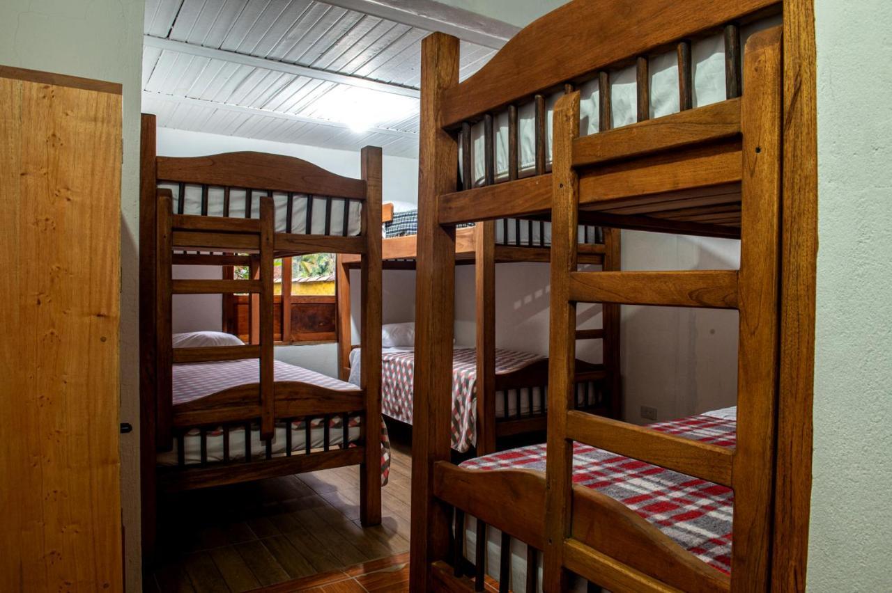 Cafe Racer Hostel คาร์ดิน ภายนอก รูปภาพ